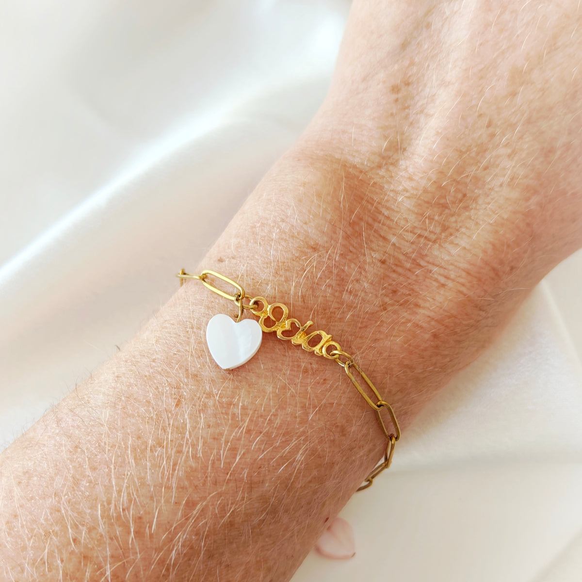 Auntie Love Bracelet