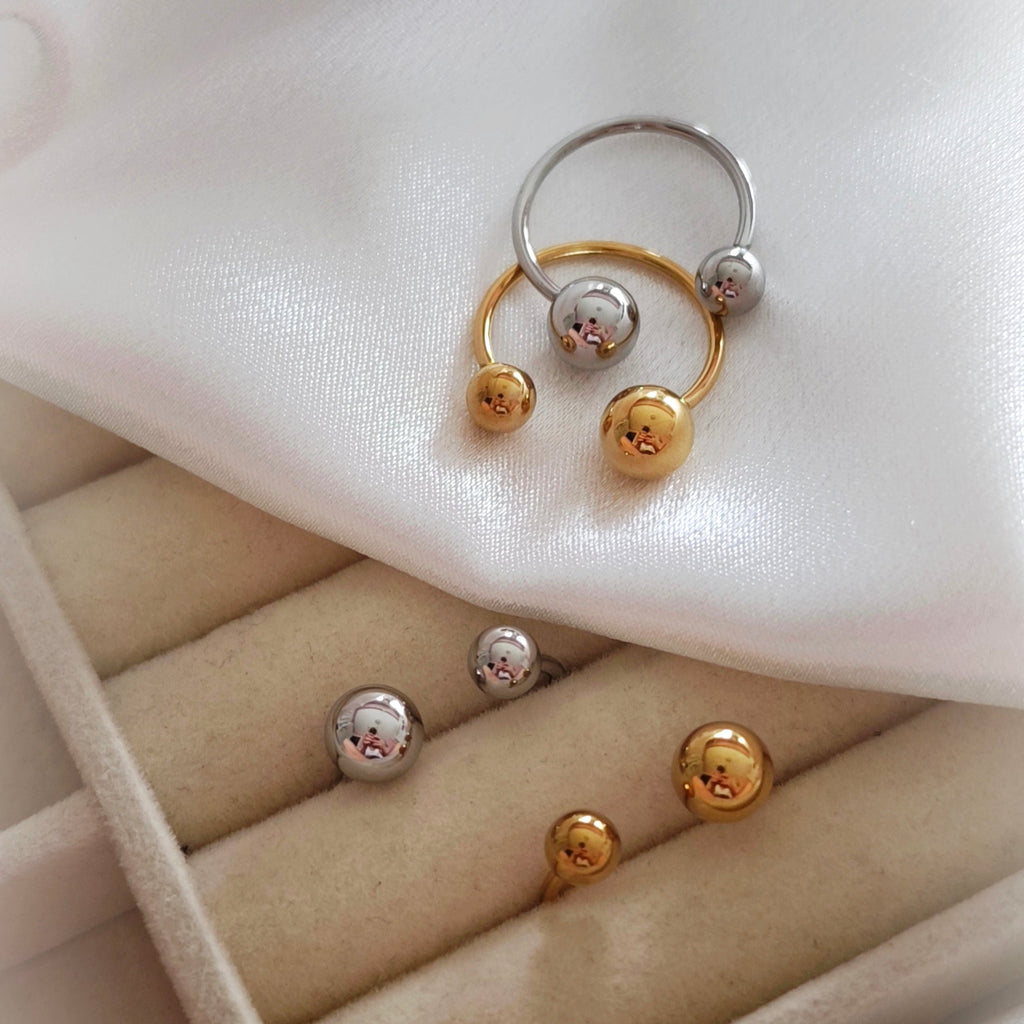 Twin Dot Ring