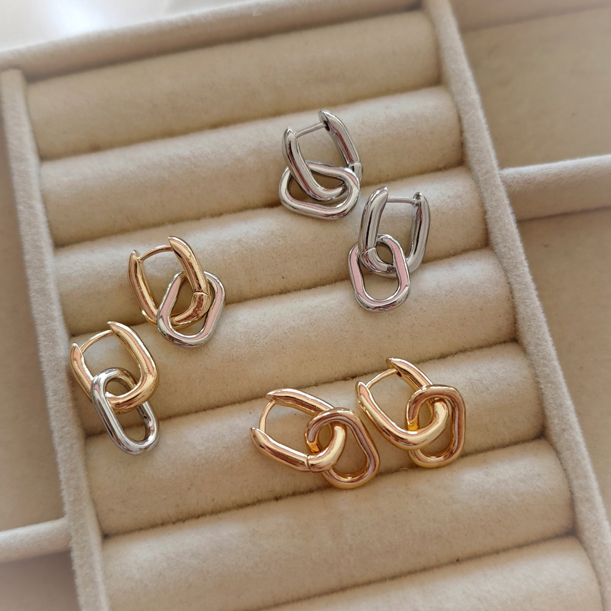 Link Play Earrings