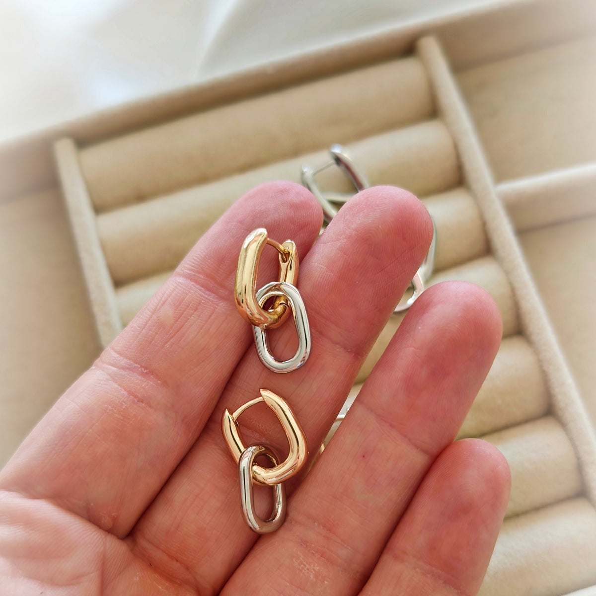 Link Play Earrings