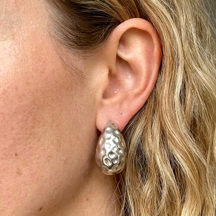 Silver Ripple Studs