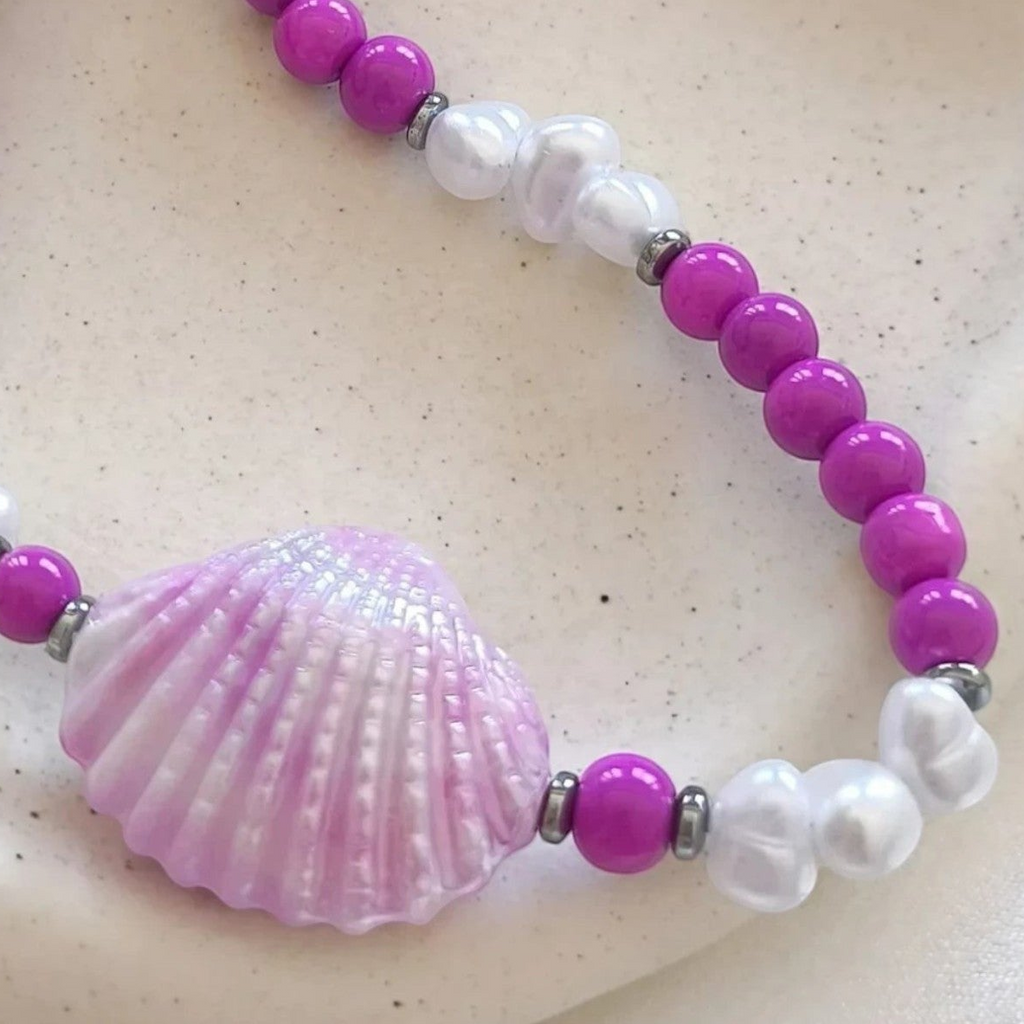 Fuchsia Seashell Necklace