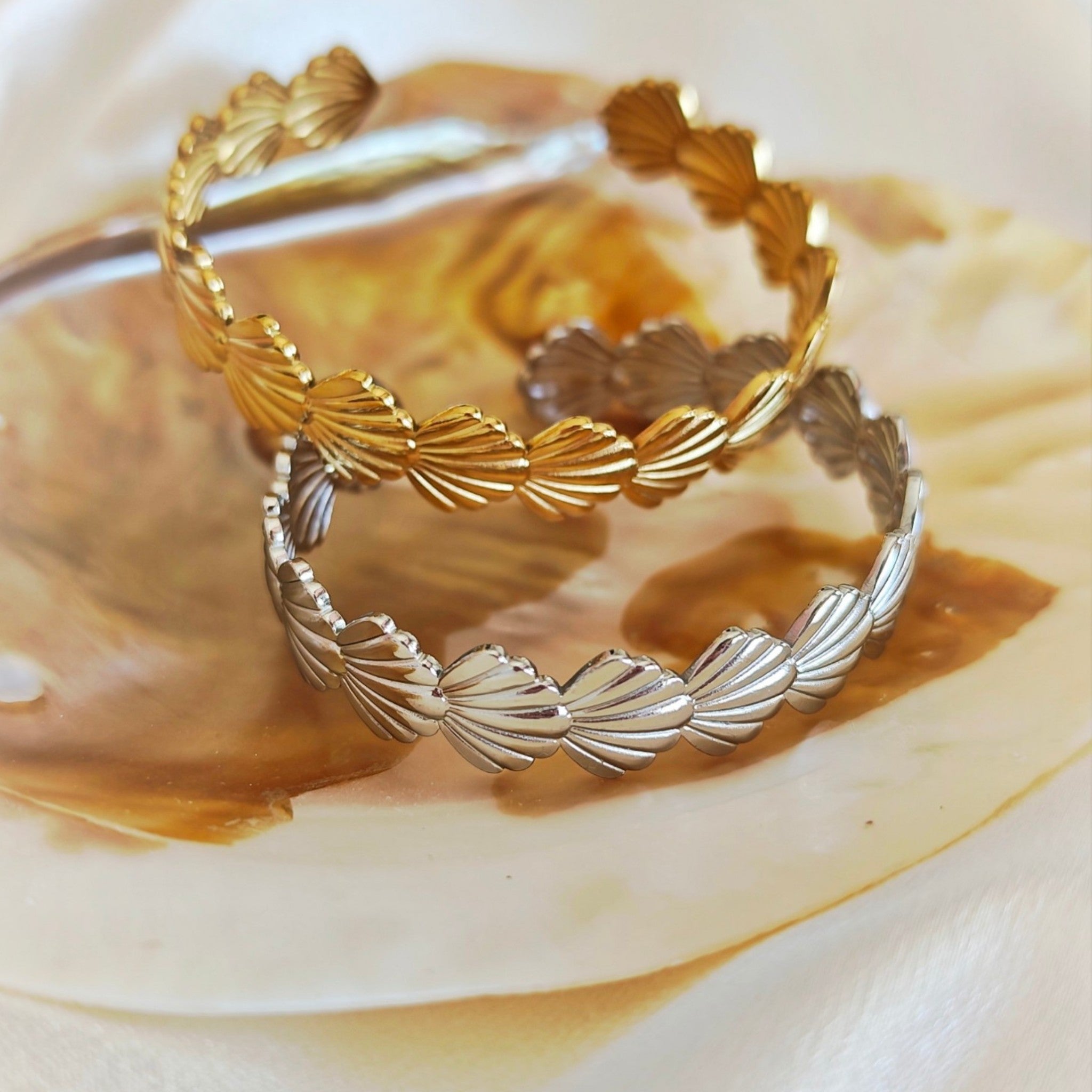 Seashell Cuff Bracelet | 9,90€