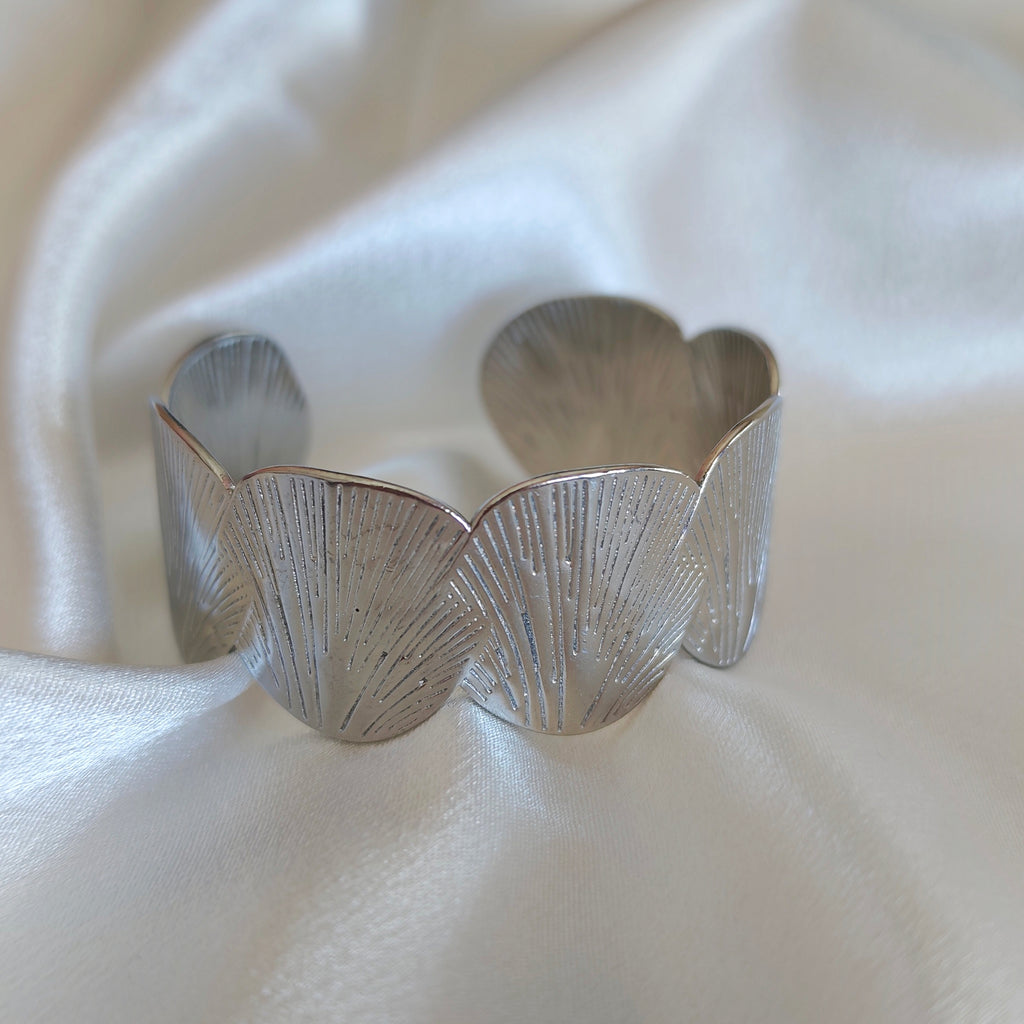 Scallop Cuff Bracelet