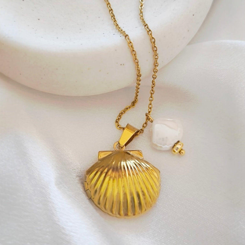 Shell Necklace