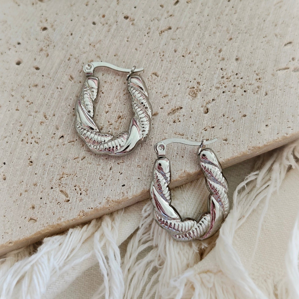 Twisted Silver Hoops