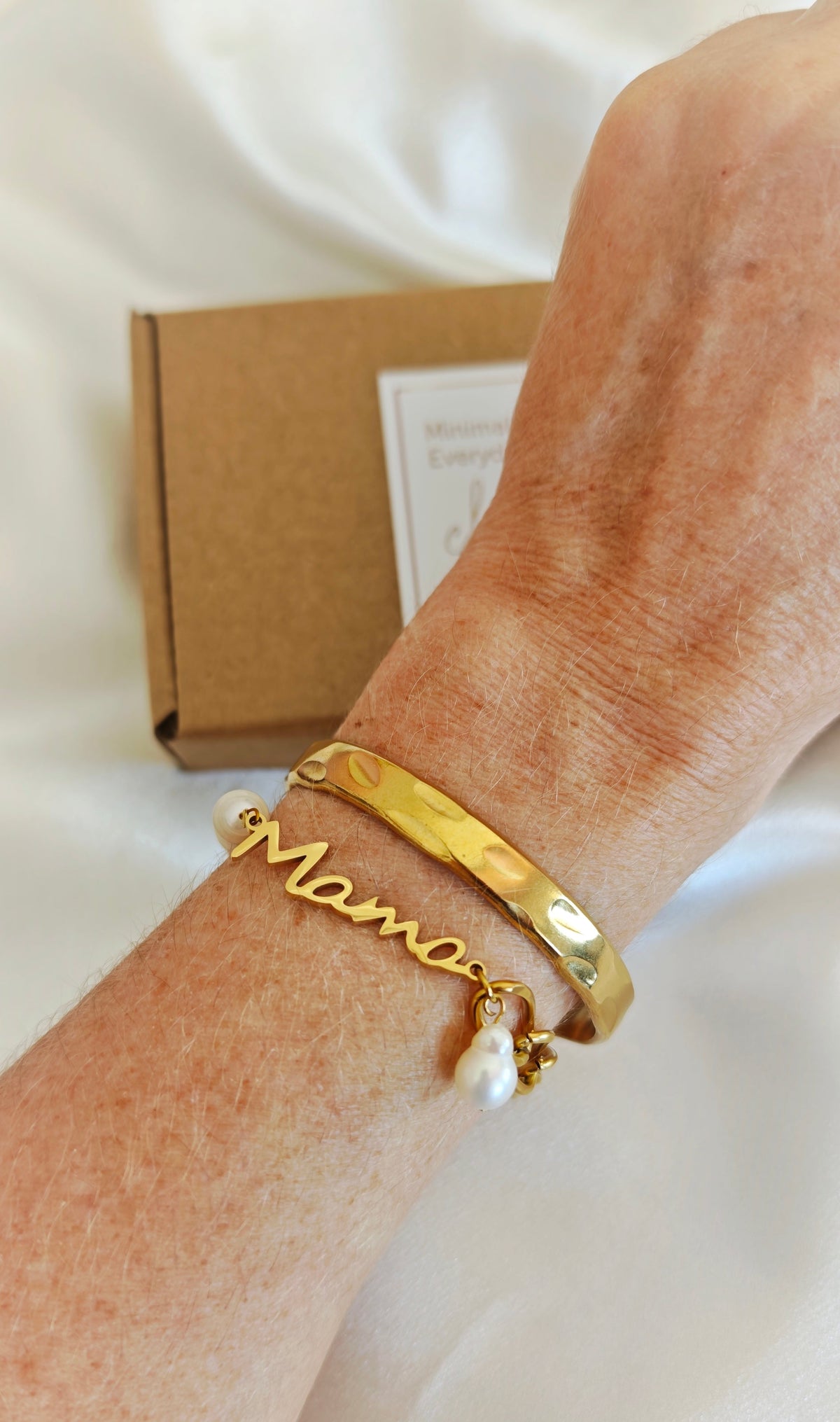 Mama Pearl Bracelet