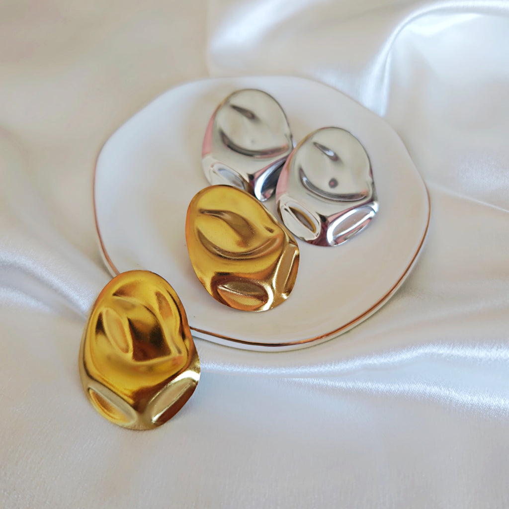 Bold Oval Earrings
