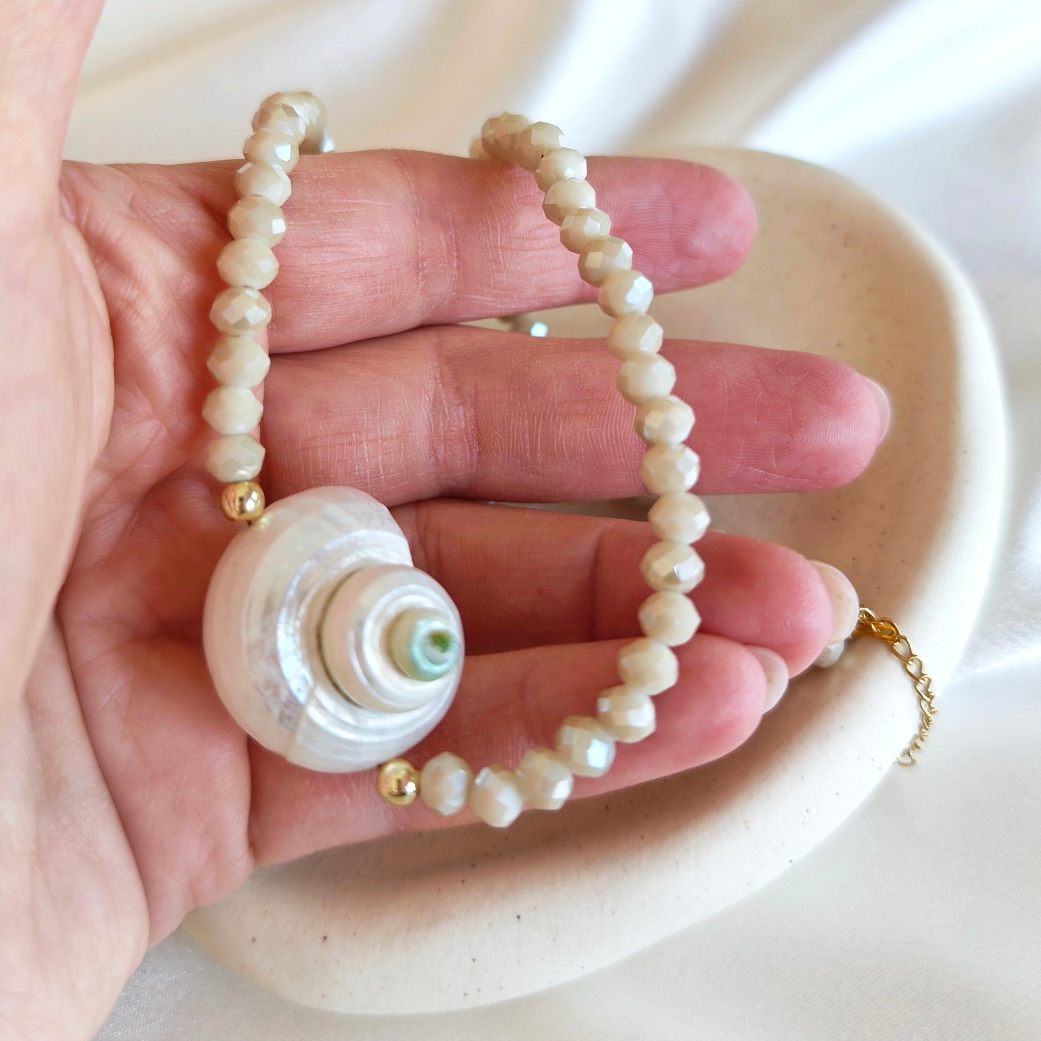 Shell Crystal Necklace