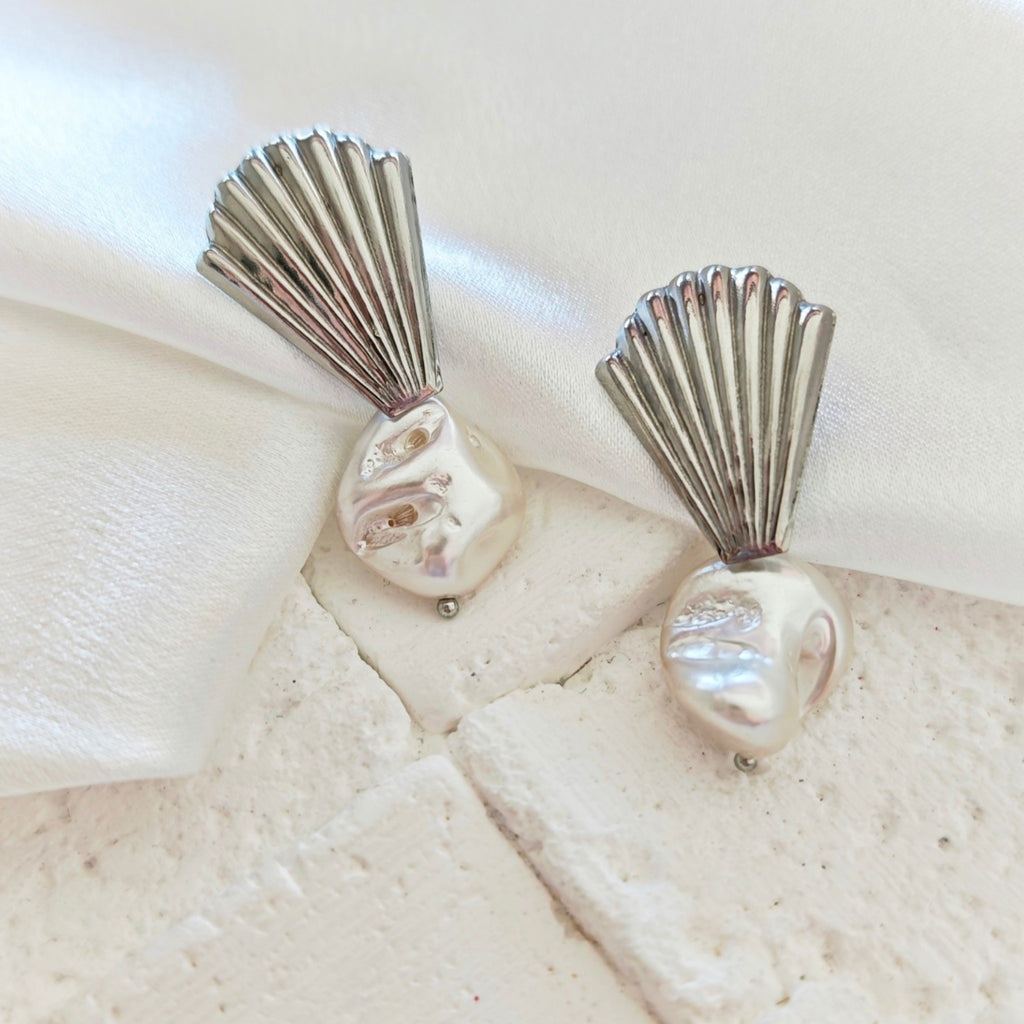 Shell & Baroque Pearl Earrings