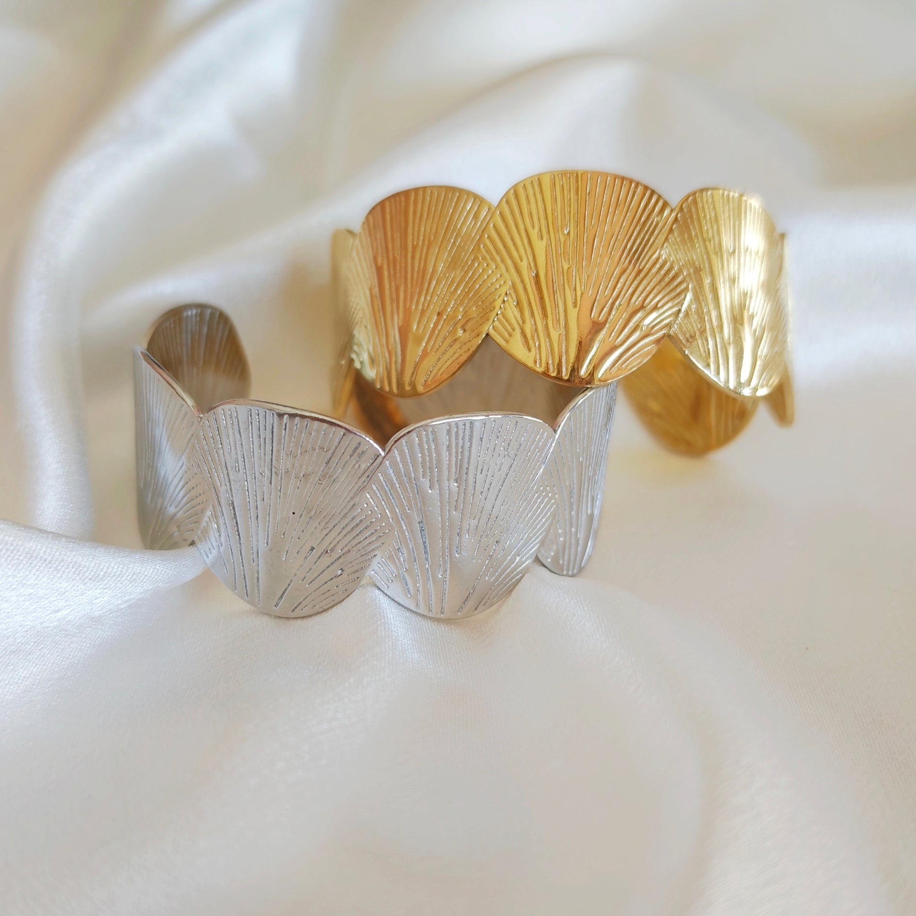 Scallop Cuff Bracelet