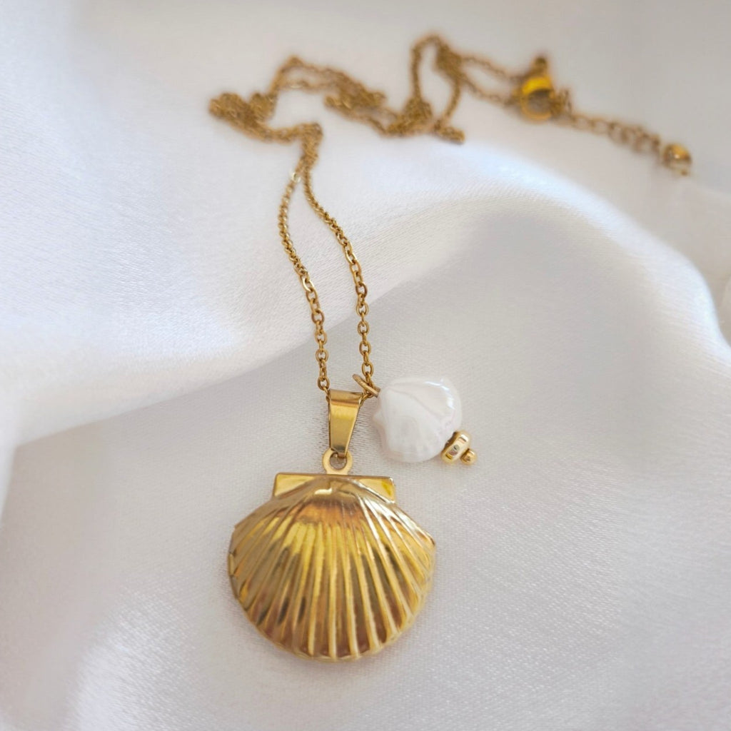 Shell Necklace